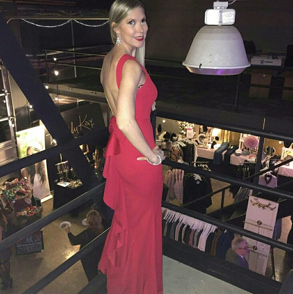 Meet your Posher, Kristen - Picture 6 of 7